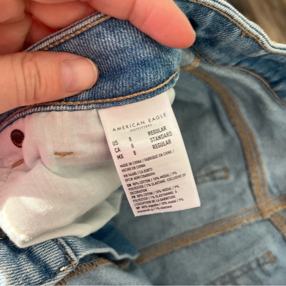 American Eagle Jeans Women's 8 AE Stretch Ripped Mom Straight Leg Jean - Picture 6 of 9